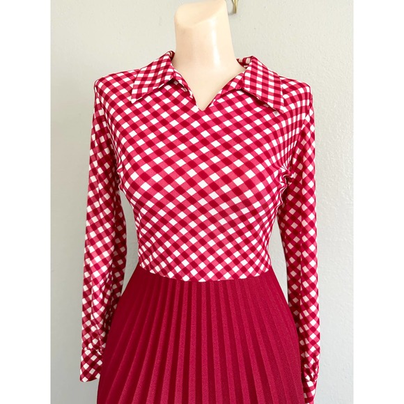 Vintage 60s 70s Red Check Skater Accordion Pleated Dagger Collar Mod Red Dress - Picture 2 of 15